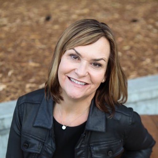 Lynda Artesani & Sarah Prevost