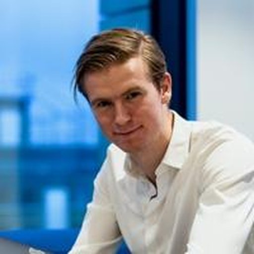 Spotlight - Lasse Kalkar with new host Louie Prosperi